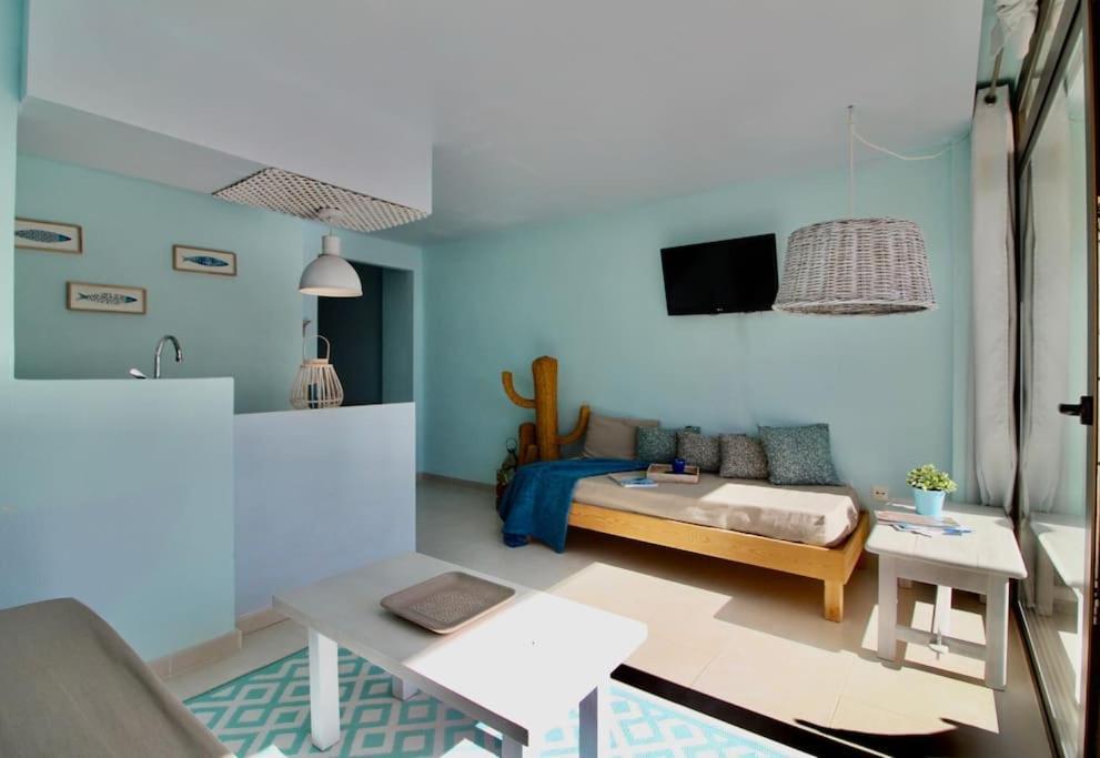 Agradable Apartamento Con Terraza En Formentera Es Pujols Exterior foto